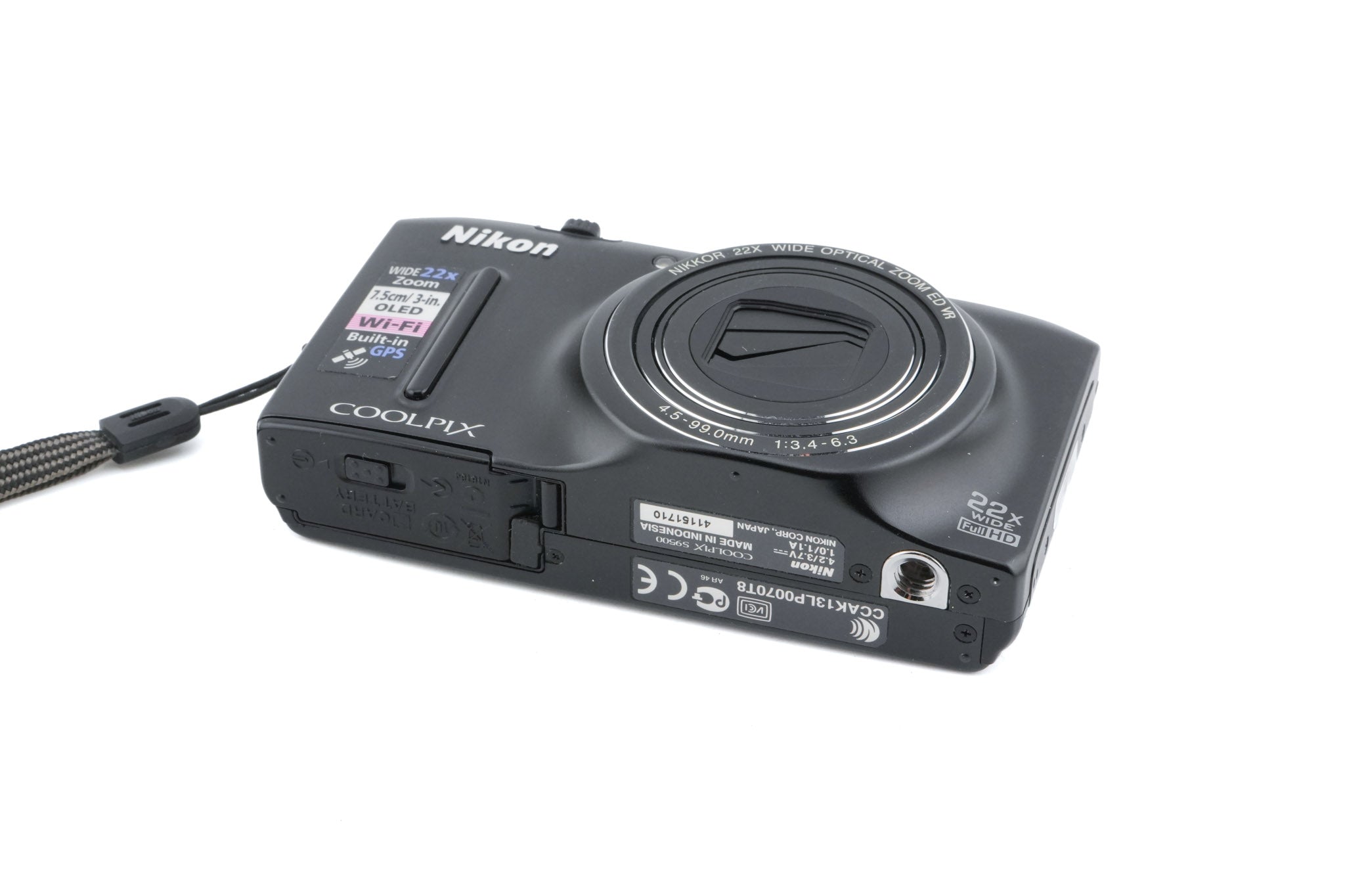 Nikon Coolpix S9500