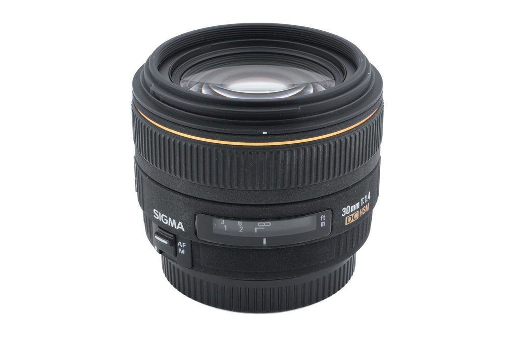 Sigma 30mm f1.4 EX DC HSM
