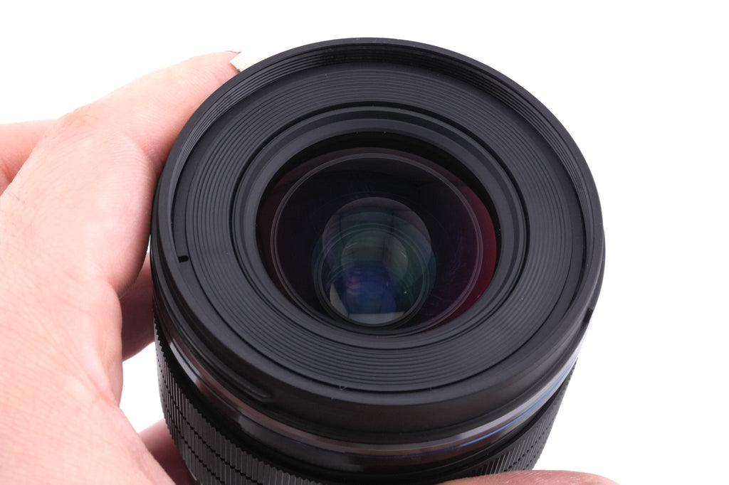 Olympus 17mm f1.2 M.Zuiko Digital ED Pro