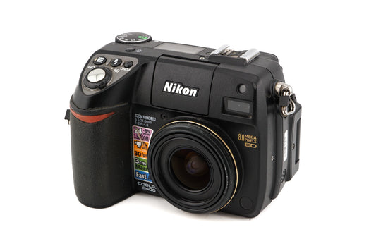 Nikon Coolpix 8400 - Camera