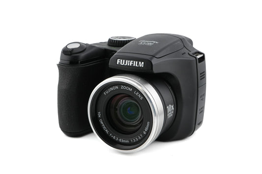 Fuji FinePix S700 - Camera