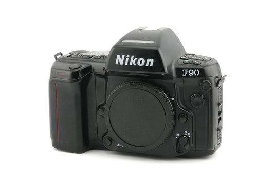 Nikon F90 - Camera