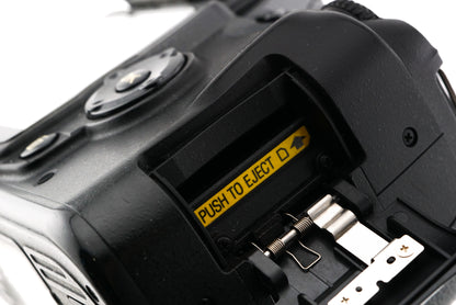 Nikon D60 + 18-55mm f3.5-5.6 AF-S Nikkor G VR