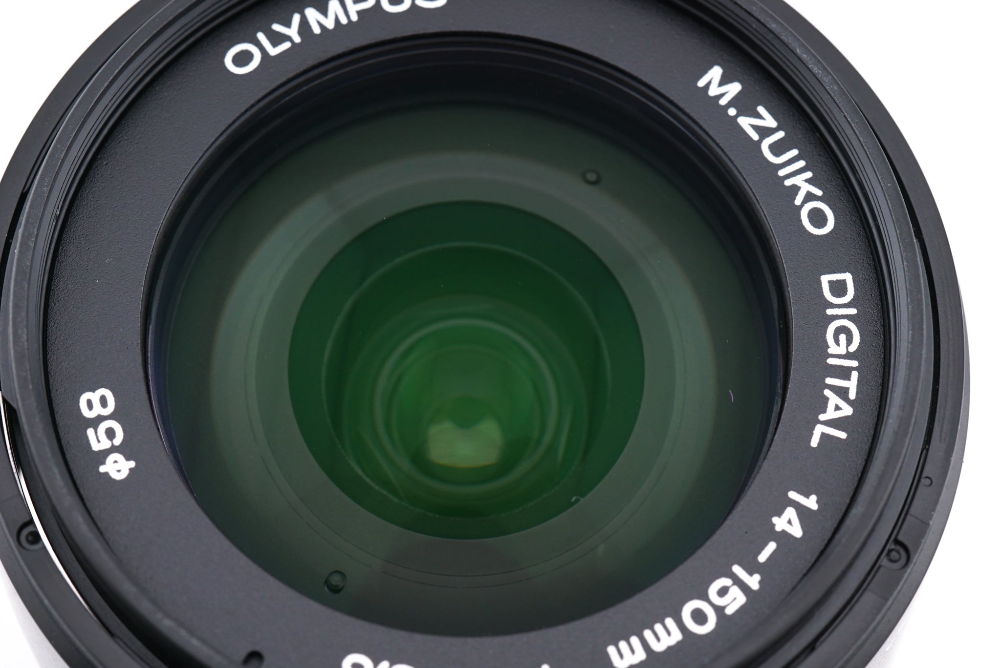 Olympus 14-150mm f4-5.6 M.Zuiko Digital ED MSC + LH-61C Lens Hood