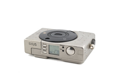 Canon IXUS