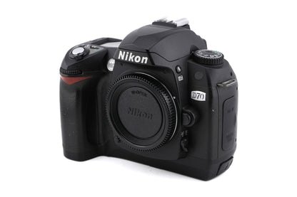 Nikon D70