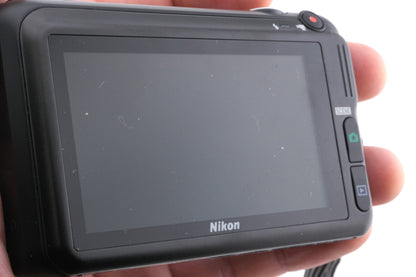 Nikon Coolpix S6400