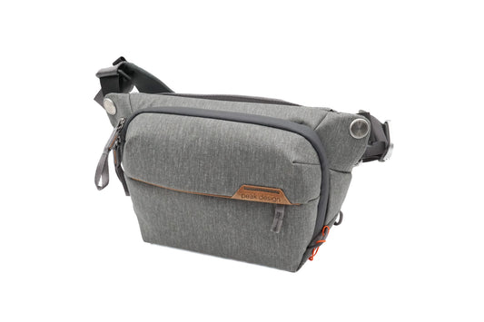 Peak Design Everyday Sling 3L V2