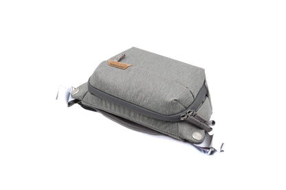 Peak Design Everyday Sling 3L V2