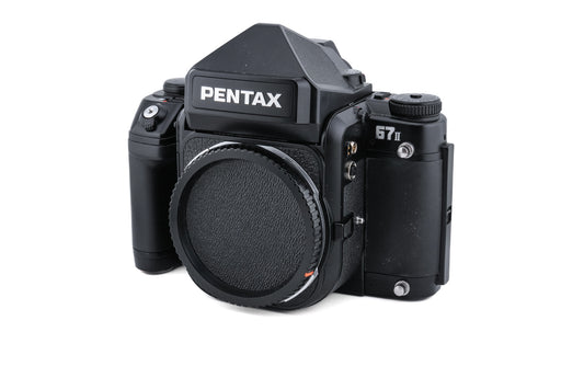 Pentax 67 II + AE Pentaprism Finder (67 II)