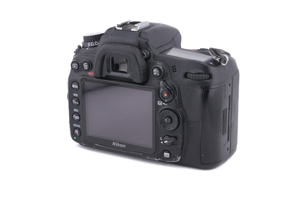 Nikon D7000