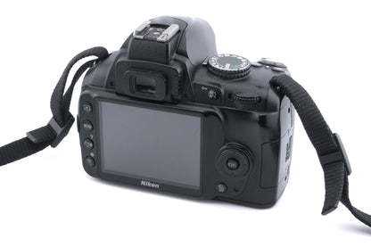Nikon D3000