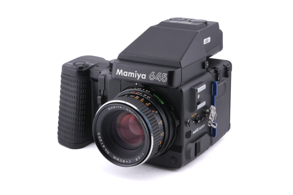 Mamiya M645 Super + 80mm f2.8 Sekor C + AE Prism Finder N + 120/220 Roll Film Holder N + Power Drive N (Y01670)