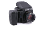 Mamiya M645 Super + 80mm f2.8 Sekor C + AE Prism Finder N + 120/220 Roll Film Holder N + Power Drive N (Y01670)