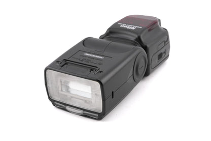 Nikon SB-900 Speedlight