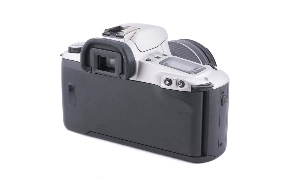 Canon EOS 500N + 28-80mm f3.5-5.6 II