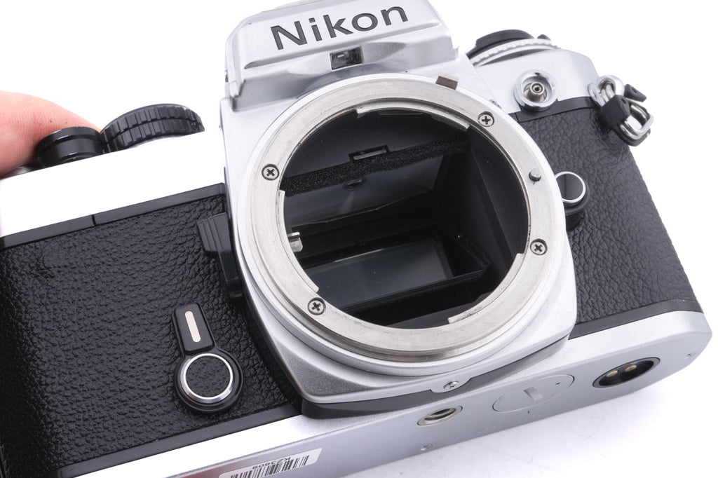 Nikon FE