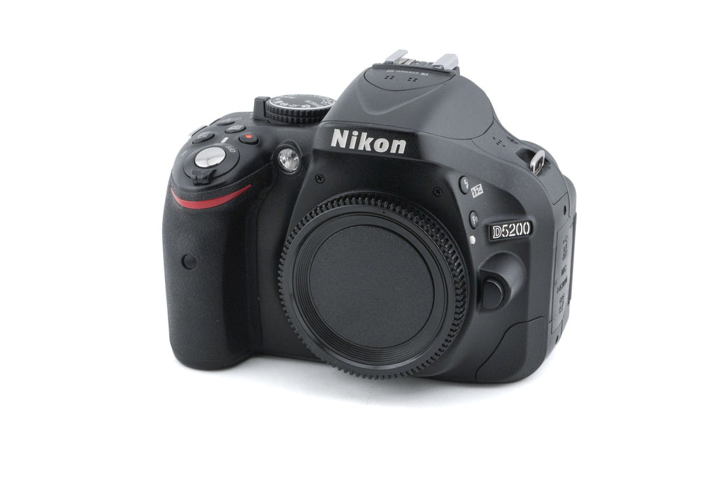 Nikon D5200
