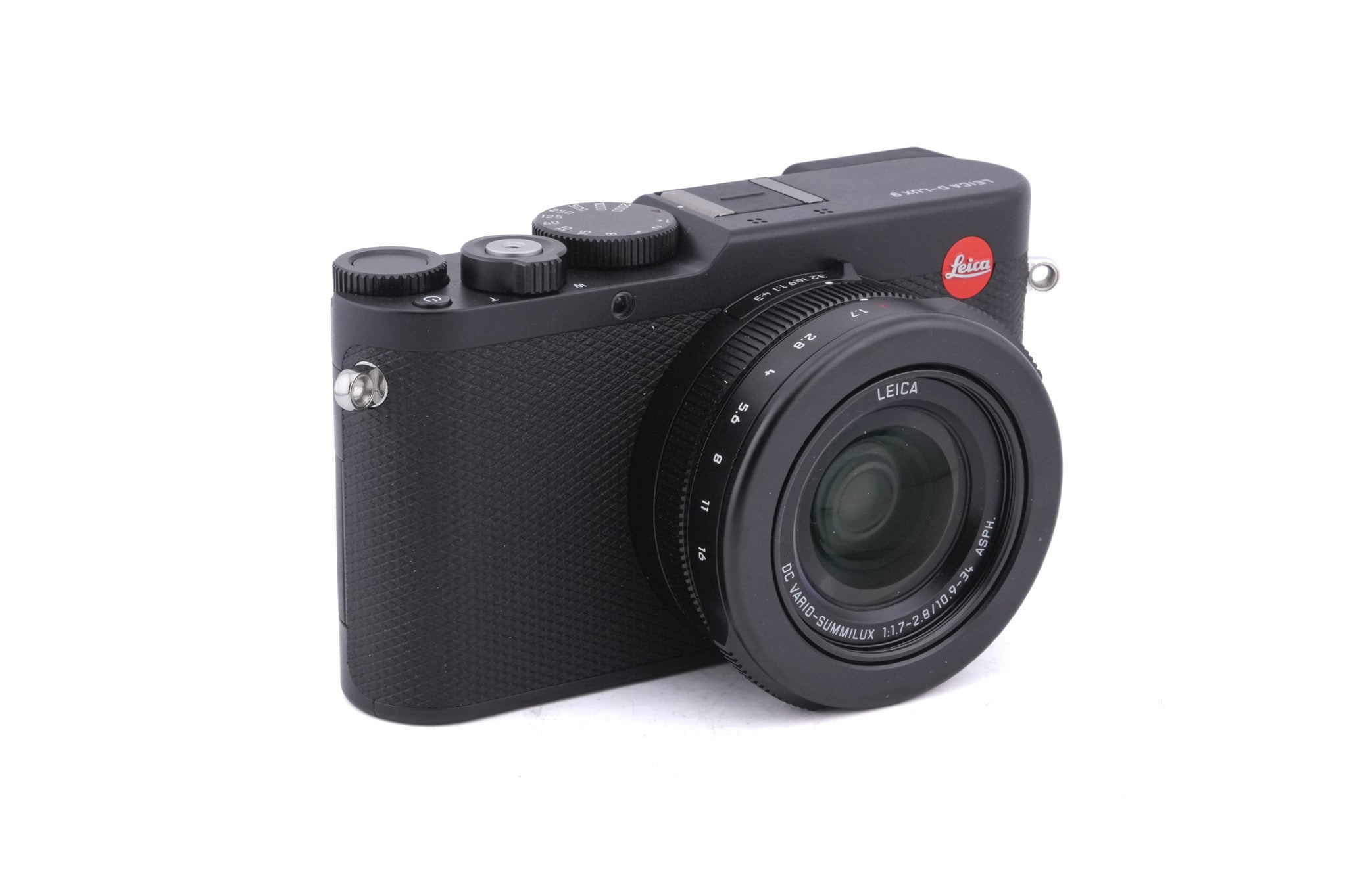 Leica D-Lux 8 + CF D Flash