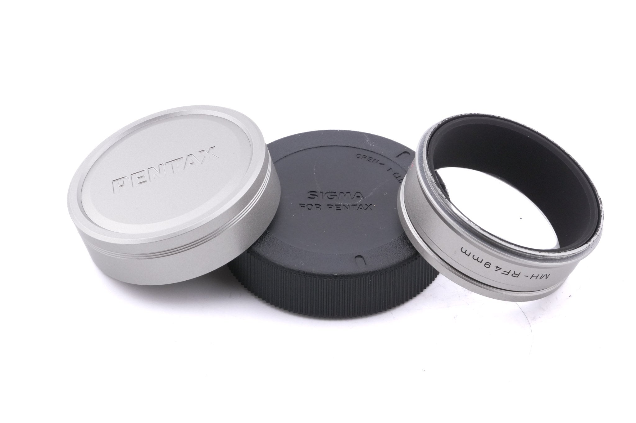 Pentax 70mm f2.4 Pentax-DA HD Limited
