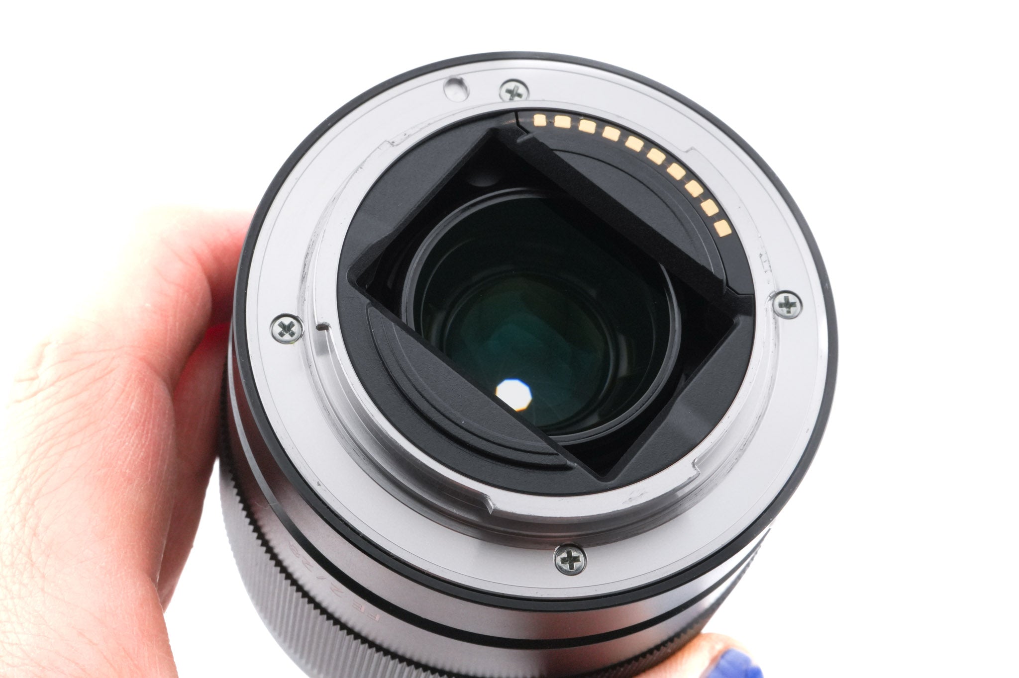 Sony 28mm f2 (SEL28F20)
