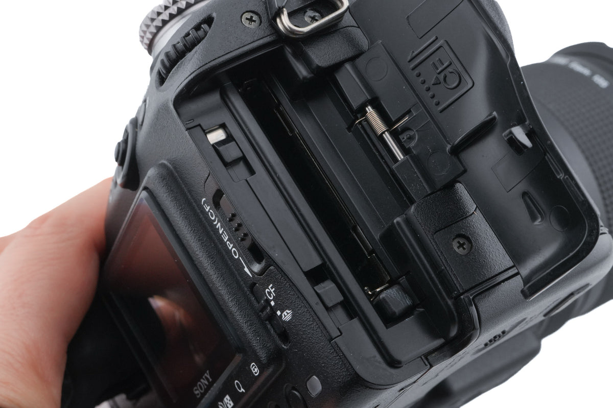 Sony Cyber-Shot DSC-F828