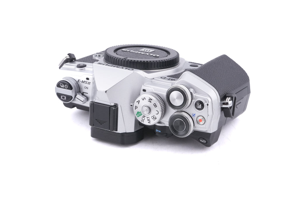 Olympus OM-D E-M5 Mark III
