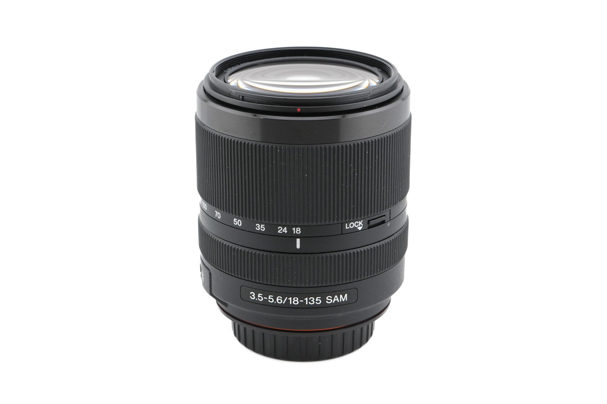 Sony 18-135mm f3.5-5.6 DT SAM (SAL18135) - Lens