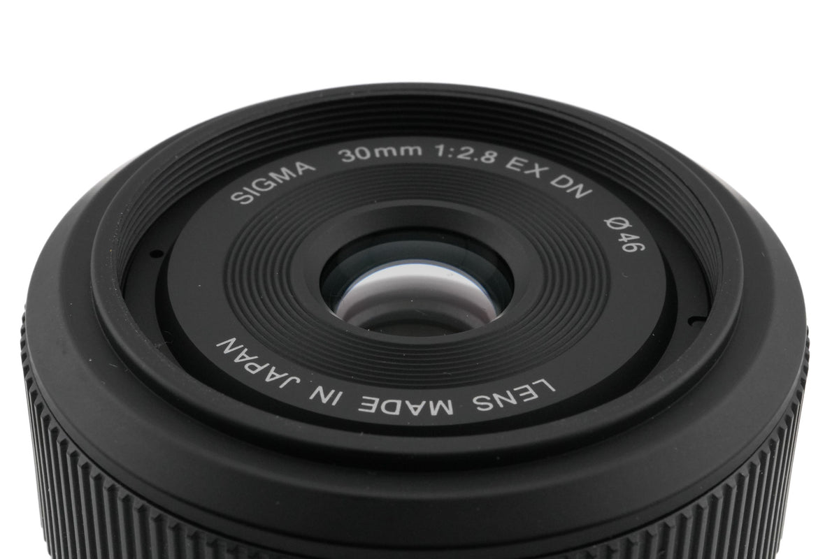 Sigma 30mm f2.8 EX DN