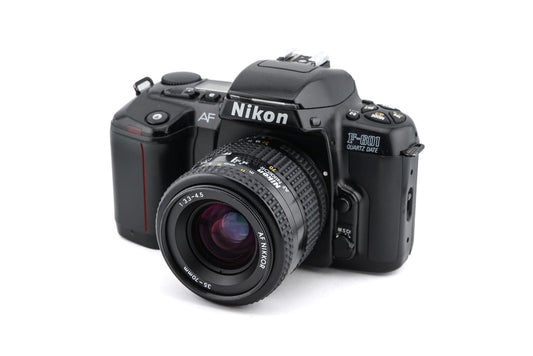 Nikon F-601 + 35-70mm f3.3-4.5 AF Nikkor