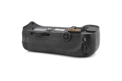 Nikon MB-D10 Multi-Power Battery Pack