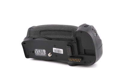Nikon MB-D10 Multi-Power Battery Pack