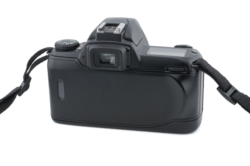 Nikon F65