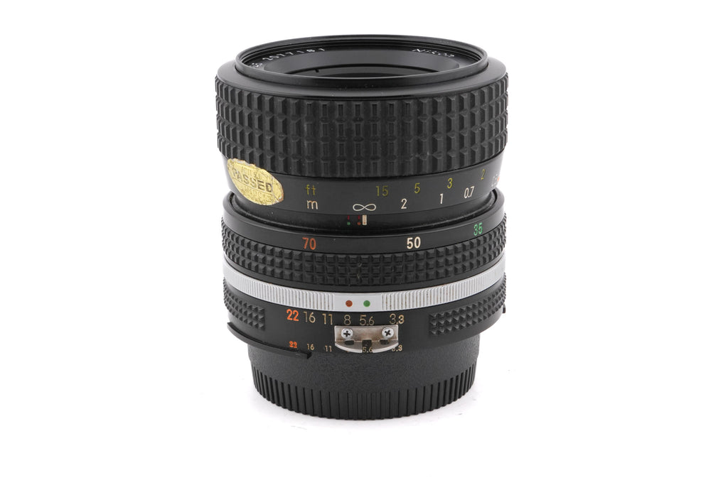 Nikon 35-70mm f3.3-4.5 Zoom-Nikkor AI-S