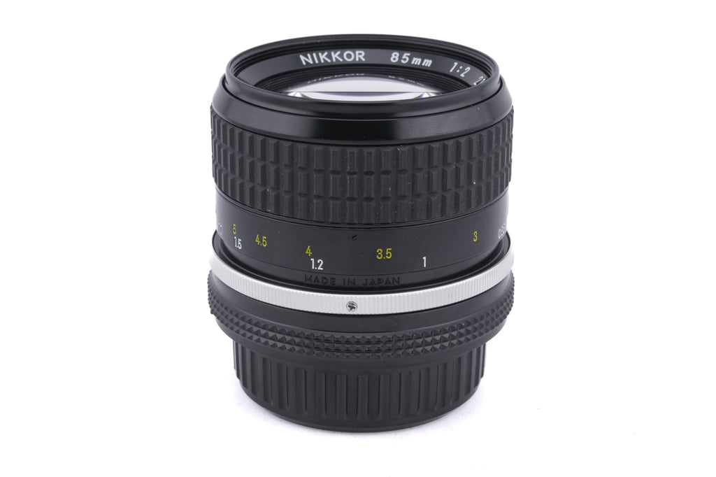 Nikon 85mm f2 Nikkor AI