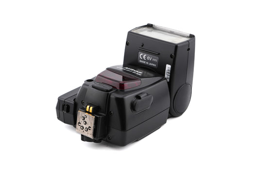 Nikon SB-800 Speedlight + SD-800 Quick Recycling Battery Pack