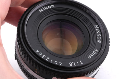 Nikon 50mm f1.8 Nikkor AI-S (0.6m)