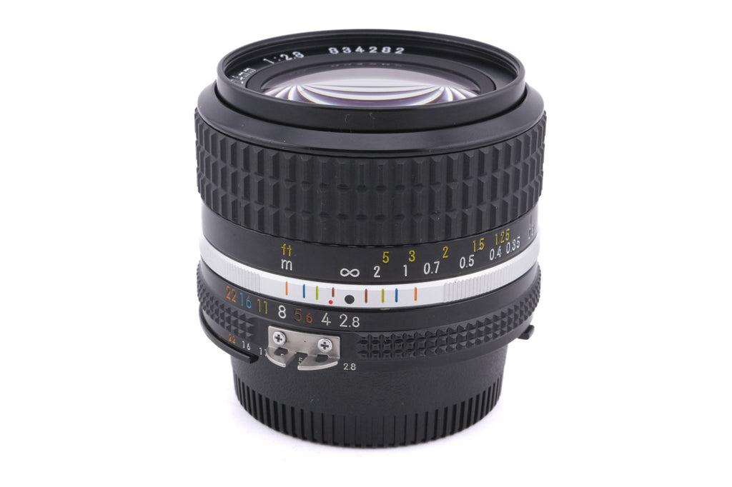 Nikon 24mm f2.8 Nikkor AI-S