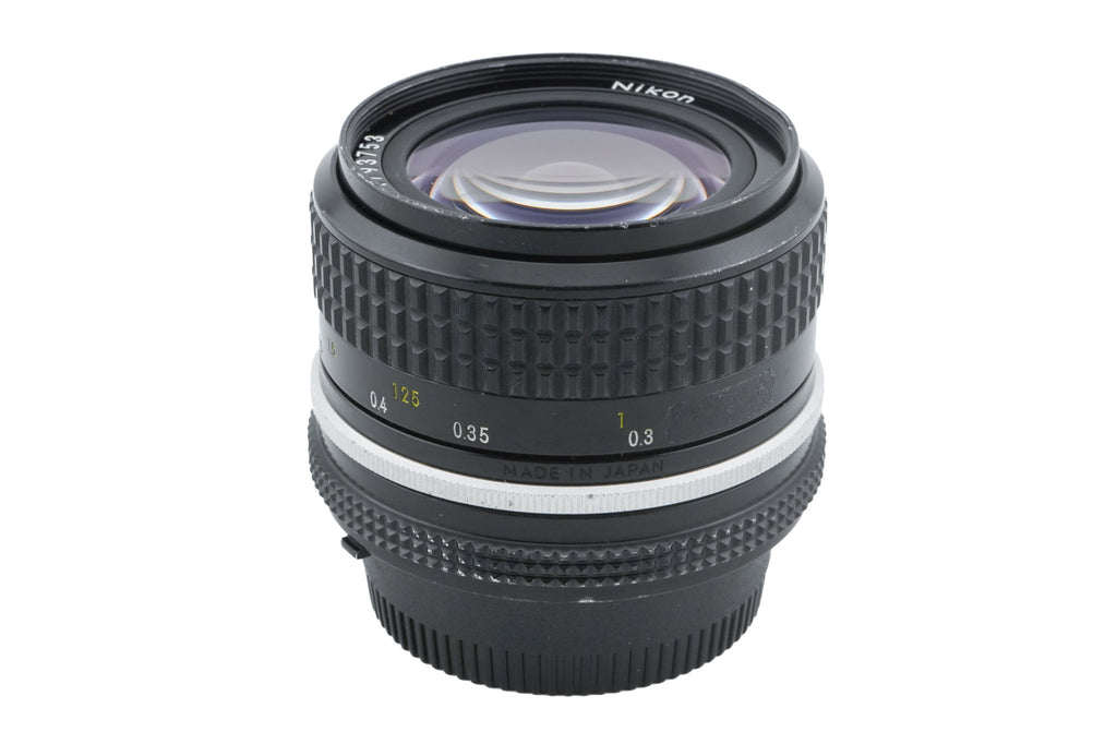 Nikon 28mm f3.5 Nikkor AI