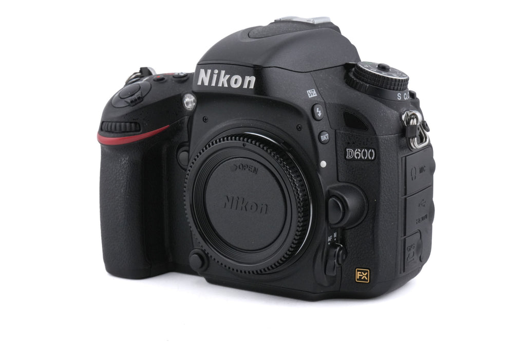 Nikon D600