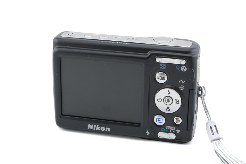 Nikon Coolpix L12