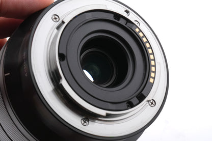 Sony 10-18mm f4 OSS (SEL1018)