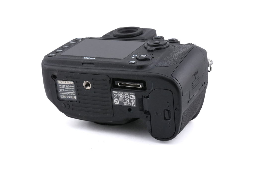 Nikon D800
