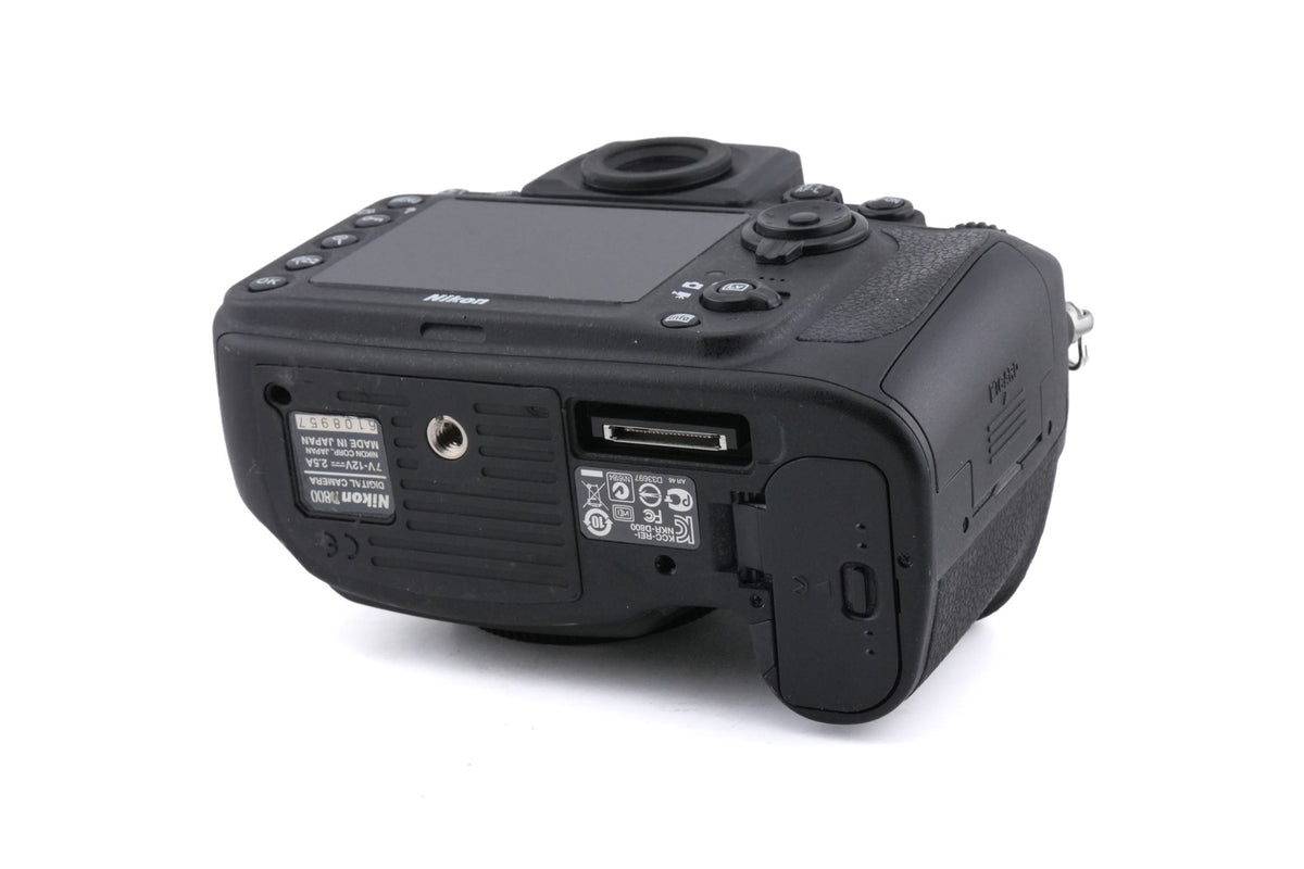 Nikon D800