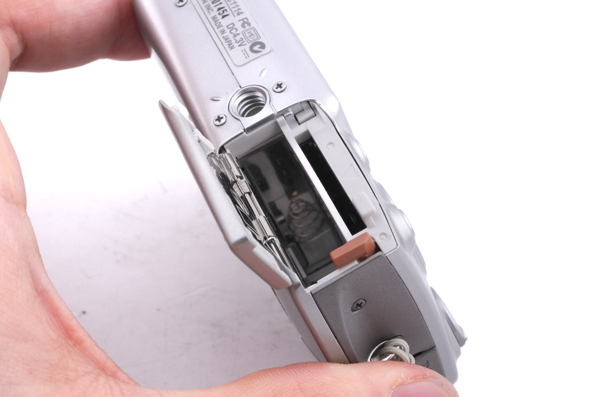 Canon IXUS 700