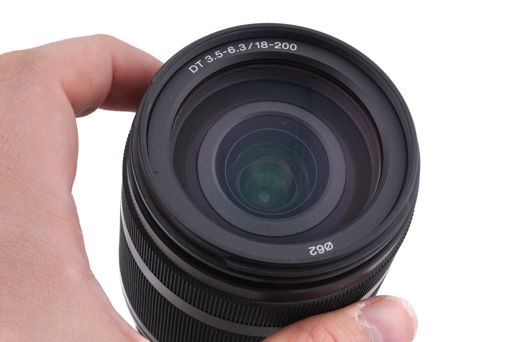 Sony 18-200mm f3.5-6.3 DT (SAL18200)