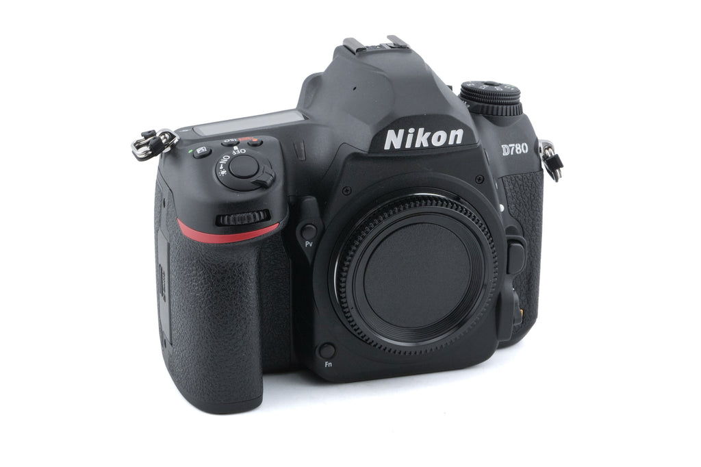 Nikon D780