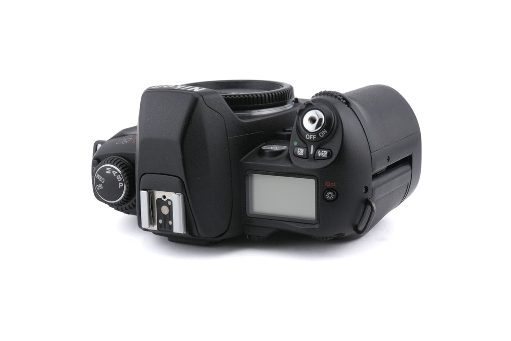 Nikon N80