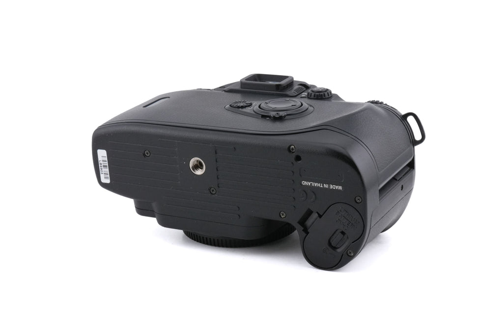 Nikon N80