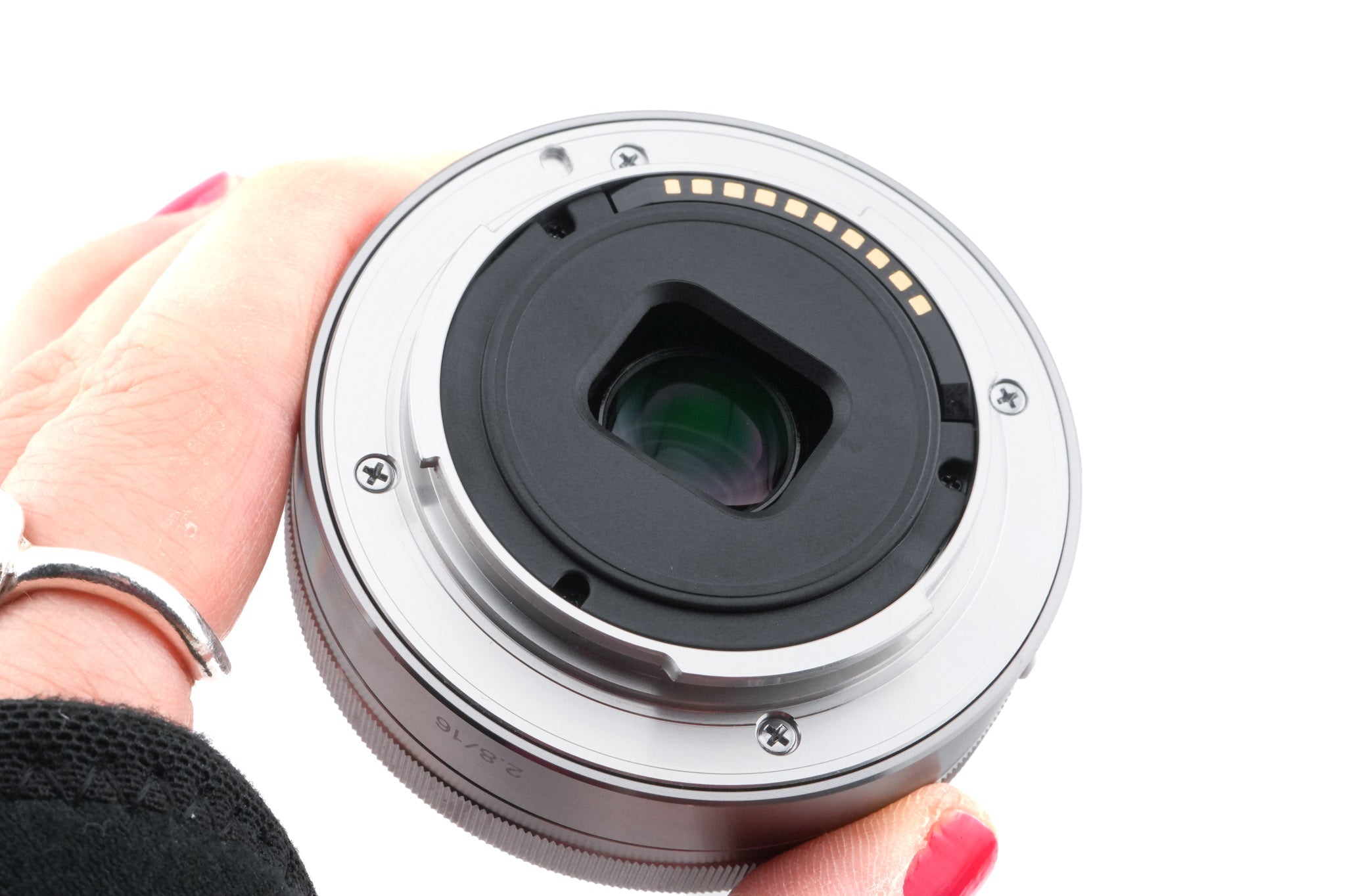 Sony 16mm f2.8 (SEL16F28)